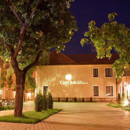 Cityclub Hotel Tiraspol Exterior photo